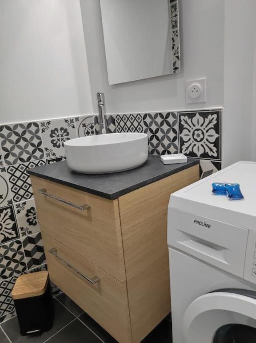 Cocon De Charline - Charme Et Elegance Dans Le Centre Apartamento Montauban Exterior foto