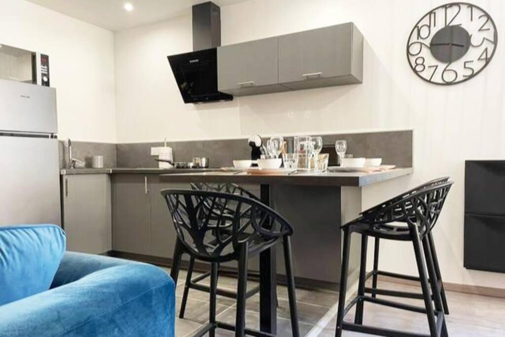 Cocon De Charline - Charme Et Elegance Dans Le Centre Apartamento Montauban Exterior foto